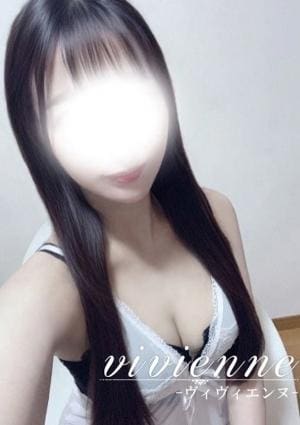 vivienne（ヴィヴィエンヌ） 愛茉(えま)