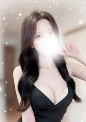 ONLY 佐伯　芽依