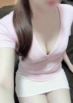 大津屋 石川ひなた