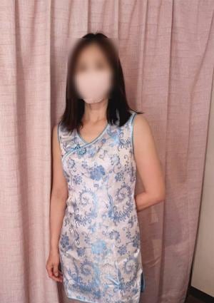 梅 あや