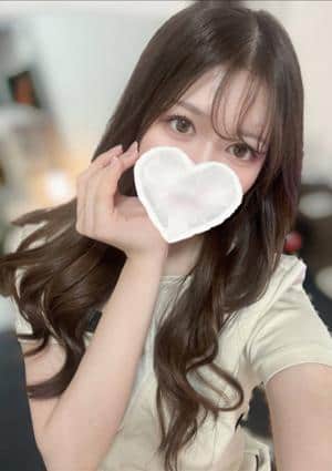 クイーンズコレクション 新宿三丁目ルーム 南山める