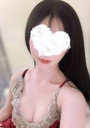 クイーンズコレクション 神保町ルーム 早稲田真衣