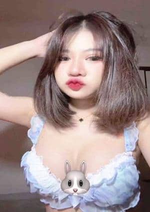 20代美少女 まや