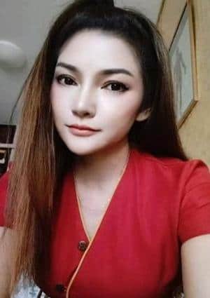 20代美少女 まり