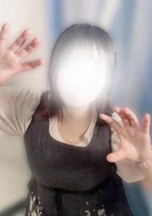 E ・Over♡（イーオーバー） 奏多ういは