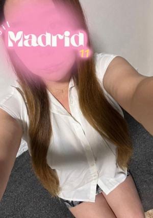 Oil Madrid（オイルマドリード） 秋山みずき