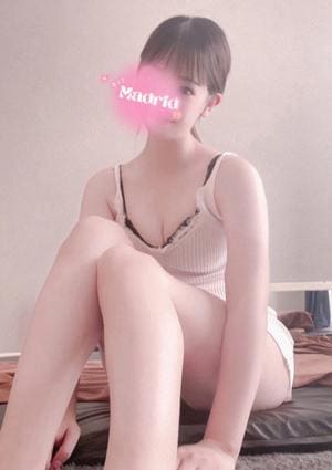 Oil Madrid（オイルマドリード） 有村のん