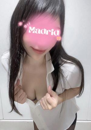 Oil Madrid（オイルマドリード） 朝比奈れい