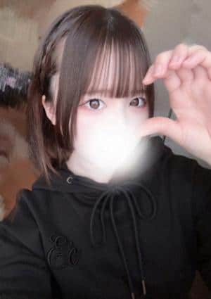 RED EYE（レッドアイ） らら
