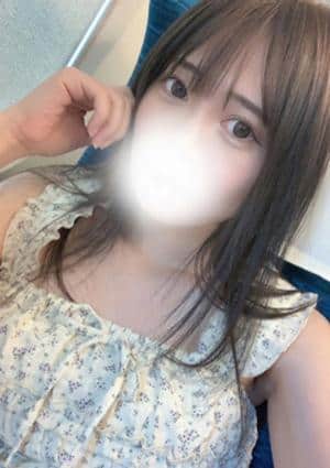 RED EYE（レッドアイ） みい