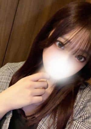 RED EYE（レッドアイ） まな