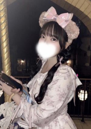 RED EYE（レッドアイ） りひか