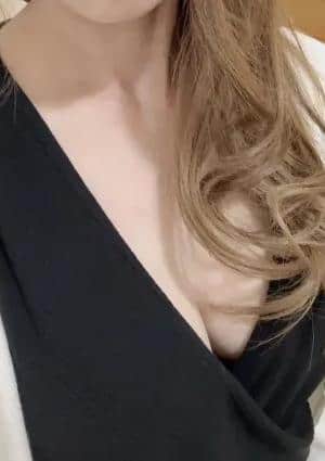Baccarat（バカラ） Uchiyama Hinata（ウチヤマ　ヒナタ）