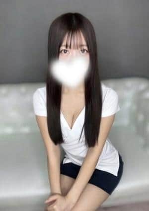 Aroma charmant（アロマシャルマント）新宿店 初音 なつき