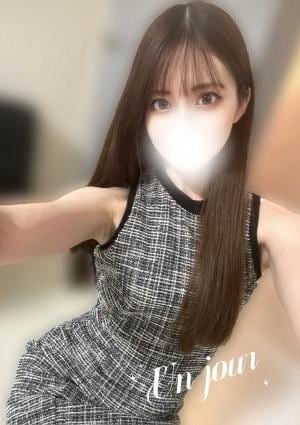 Un jour（アンジュール） 立花 ここみ