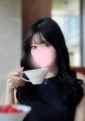 ラグジ名古屋 YURI