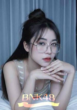BNK48 ひな