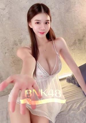 BNK48 サラ
