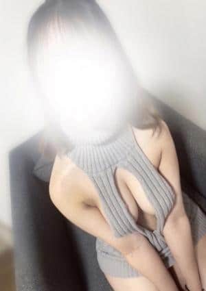 sirena（シレーナ）名東ルーム れい