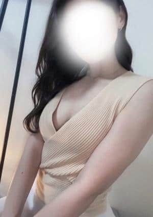 AROMA Louis 花村　明日香