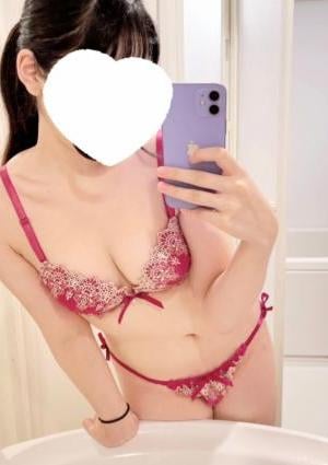 RedRibbon（レッドリボン）越谷 あゆか