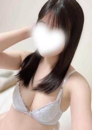 RedRibbon（レッドリボン）越谷 みく