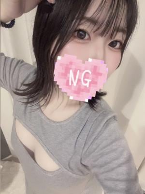 RedRibbon（レッドリボン）越谷 まゆ