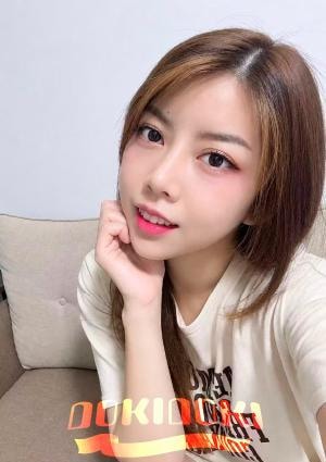 ドキドキ美少女 なつき