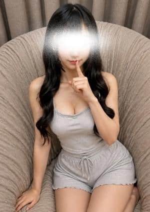 X 愛川ひとか