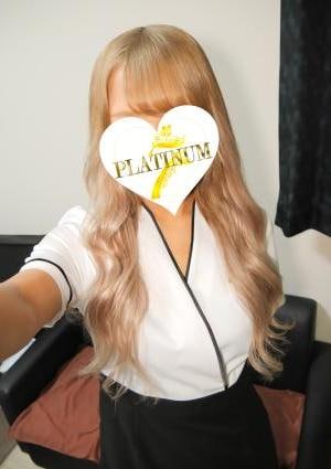 PLATINUM7（プラチナセブン） 早野ちさと