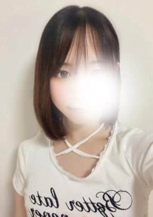 なでしこ えま