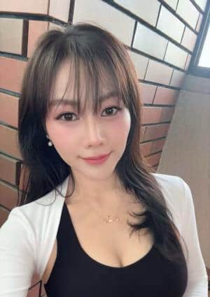 藍～アイ～ りさ🌸