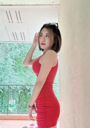 ディープラス 新人：えりこちゃん/本人保証