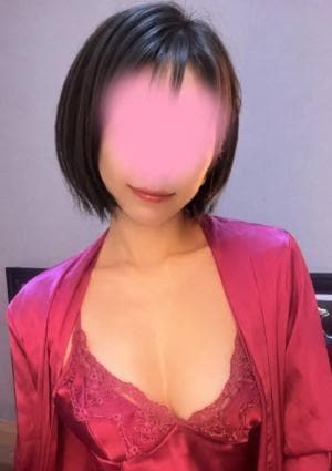 アロマモデストベル〜AromaModesteBelle〜日本橋ルーム 日高 なつみ