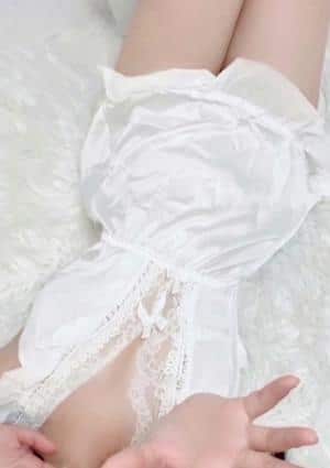 ＆White（アンドホワイト） りさ