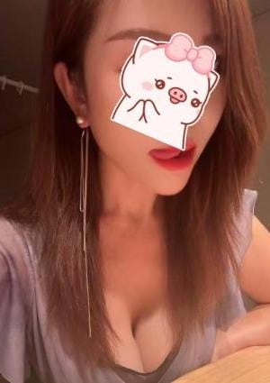 ミラジュール エミリ