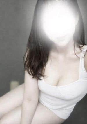 DECORTE SPA せりな