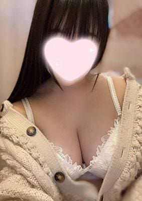 ささやき 坂井りんか