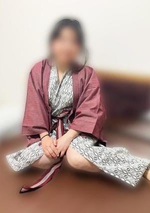 ミセスしらゆり 朱里