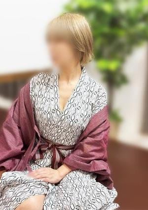 ミセスしらゆり 南