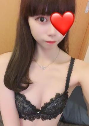 RedRibbon（レッドリボン）本八幡 えみり