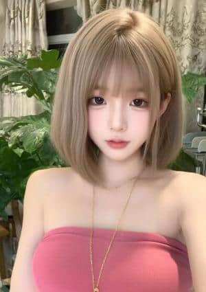 鳳凰苑 新人：まゆちゃん