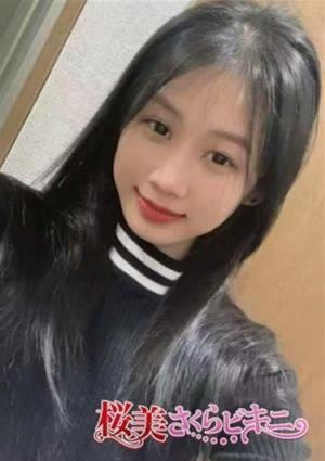 桜美さくらビキニ さくら