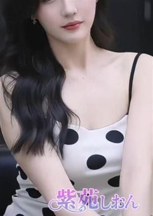 紫苑（しおん） りさ