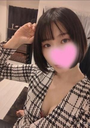 赤坂 The Salon りな