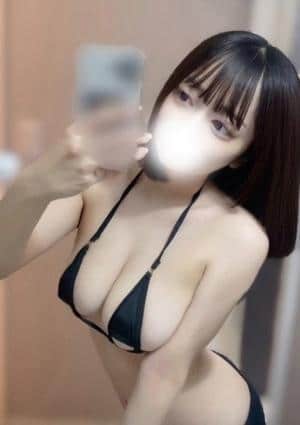 赤坂 The Salon りな