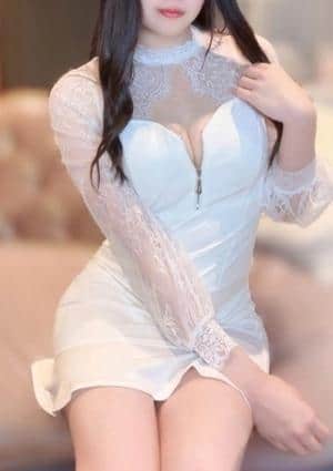 Aroma White 星川かのん