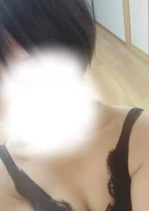 CHARME-シャルム- えみ