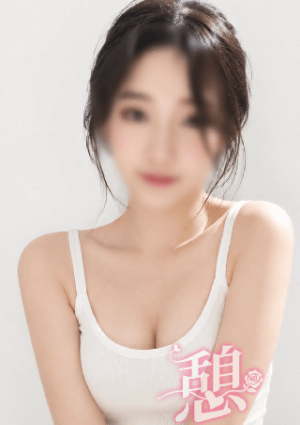憩 モモ