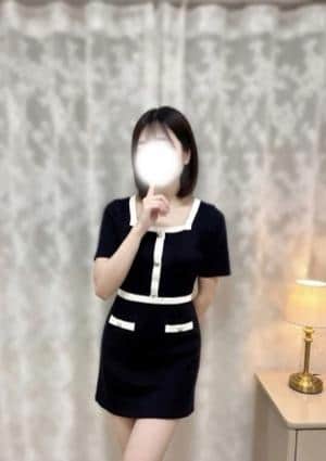 いちごミルク 梅田 小園あみな